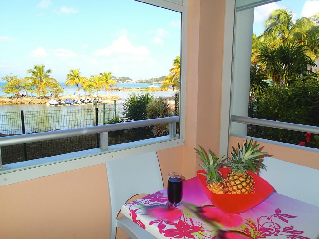 Appartement Bord De Mer Tres Fonctionnel , Sur La Plage & Vue Mer Exceptionnelle Ле-Гозье Экстерьер фото